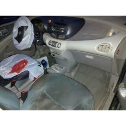 nissan almera tino (v10m) del año 2002