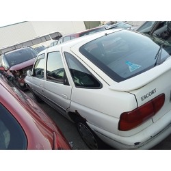 ford escort berlina/turnier del año 1994