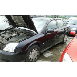opel vectra c berlina del año 2004