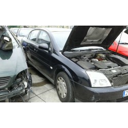 opel vectra c berlina del año 2004