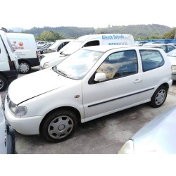 volkswagen polo berlina (6n1) del año 1999