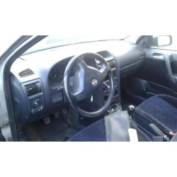 opel astra g berlina del año 1999