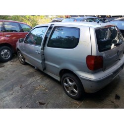 volkswagen polo berlina (6n2) del año 2000