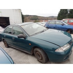 mitsubishi carisma berlina 4 (da0) del año 1997