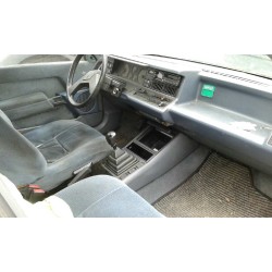 renault 21 berlina (b/l48) del año 1950