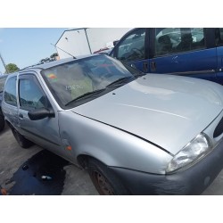 ford fiesta berlina del año 1998
