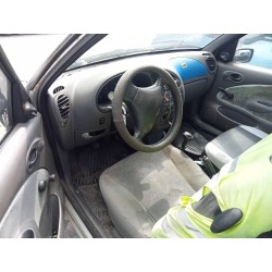 ford fiesta berlina del año 1998