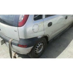 opel corsa c del año 2003