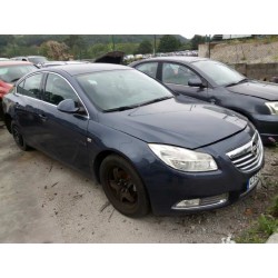 opel insignia berlina del año 2011
