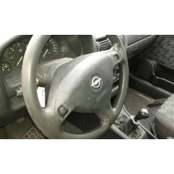opel astra g berlina del año 1999