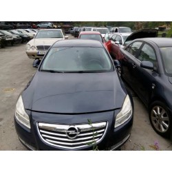 opel insignia berlina del año 2011