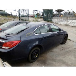 opel insignia berlina del año 2011