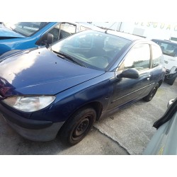 peugeot 206 berlina del año 2001