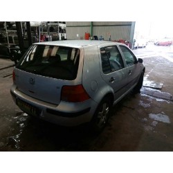 volkswagen golf iv berlina (1j1) del año 2003