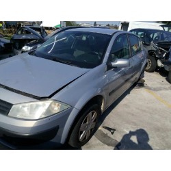 renault megane ii classic berlina del año 2003