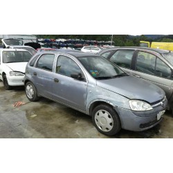 opel corsa c del año 2002