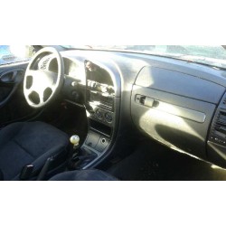 citroen xsara berlina del año 1999