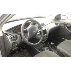 ford focus turnier (cak) del año 2002