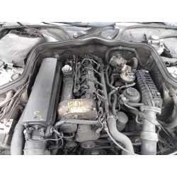 mercedes clase e (w211) berlina del año 2003