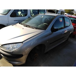 peugeot 206 berlina del año 2004