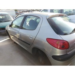 peugeot 206 berlina del año 2004