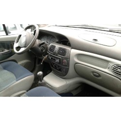 renault scenic (ja..) del año 2001