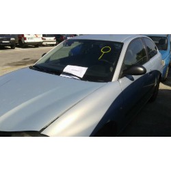 seat ibiza (6l1) del año 2003