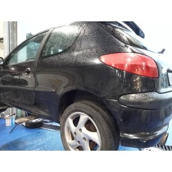 peugeot 206 berlina del año 2000