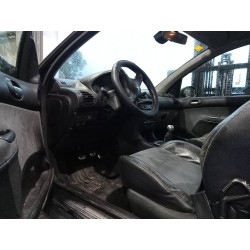 peugeot 206 berlina del año 2000