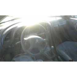 citroen xsara berlina del año 2001