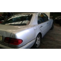 mercedes clase e (w210) berlina diesel del año 1996