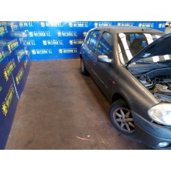 renault clio ii fase i (b/cbo) del año 2000