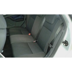 ford focus berlina (cap) del año 2005
