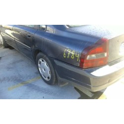 volvo s80 berlina del año 2003
