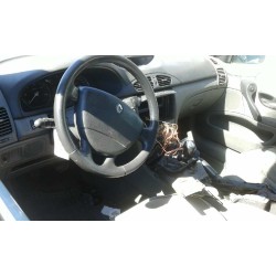 renault laguna ii (bg0) del año 2003