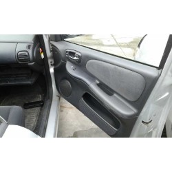 chrysler neon (pl) del año 2002