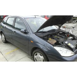 ford focus berlina (cak) del año 2003