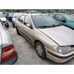 renault megane i berlina hatchback (ba0) del año 1998