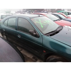 renault megane i berlina hatchback (ba0) del año 1996