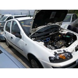 fiat punto berlina (188) del año 2000