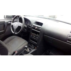 opel astra g berlina del año 2003