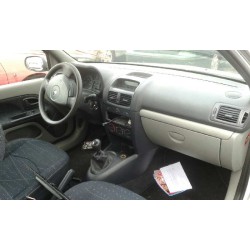 renault clio ii fase i (b/cbo) del año 2001