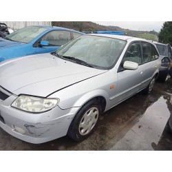 mazda 323 berl. f/s (bj) del año 2001