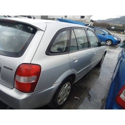 mazda 323 berl. f/s (bj) del año 2001