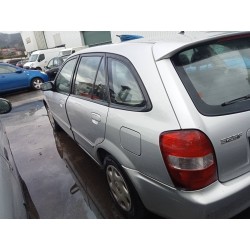 mazda 323 berl. f/s (bj) del año 2001