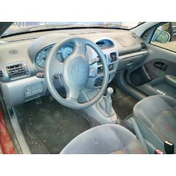renault clio ii fase i (b/cbo) del año 2000