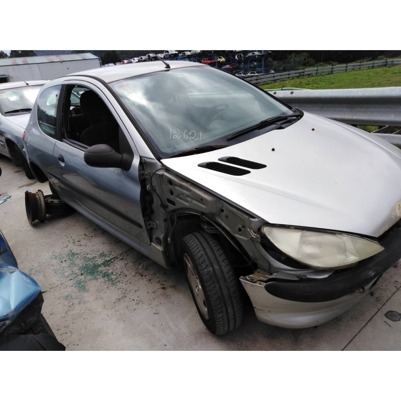 peugeot 206 berlina del año 2001
