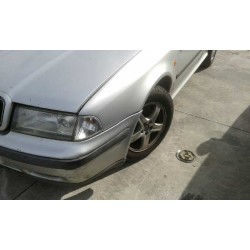 skoda octavia berlina (1u2) del año 2000