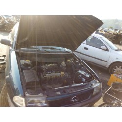 opel astra f berlina del año 1995