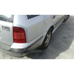 skoda octavia berlina (1u2) del año 2000